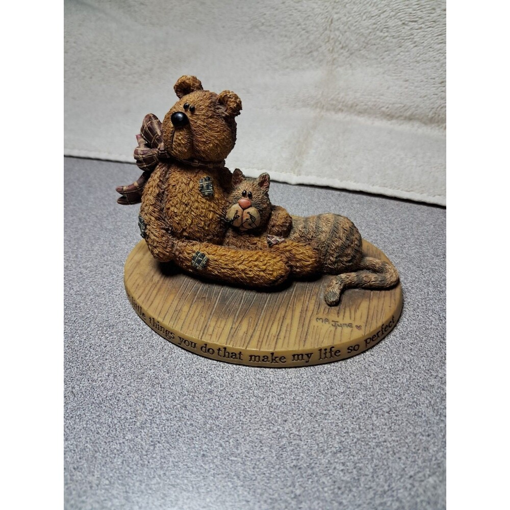 Vintage Boyds Bears & Friends figurine from the Bearstone Collection